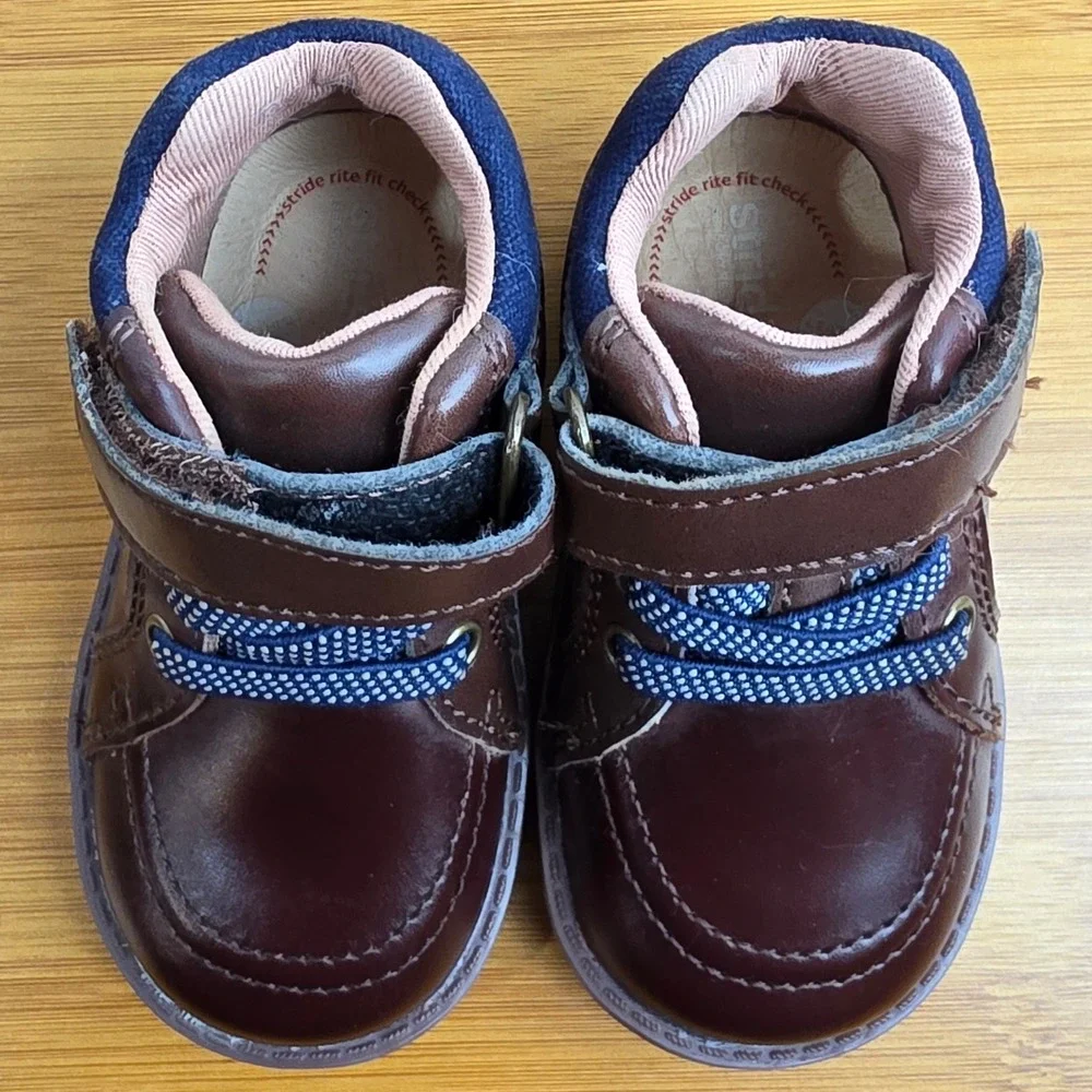 Stride Rite SRT Anders Boys Brown Leather Hook and Loop Shoes BB018501 Size 4M